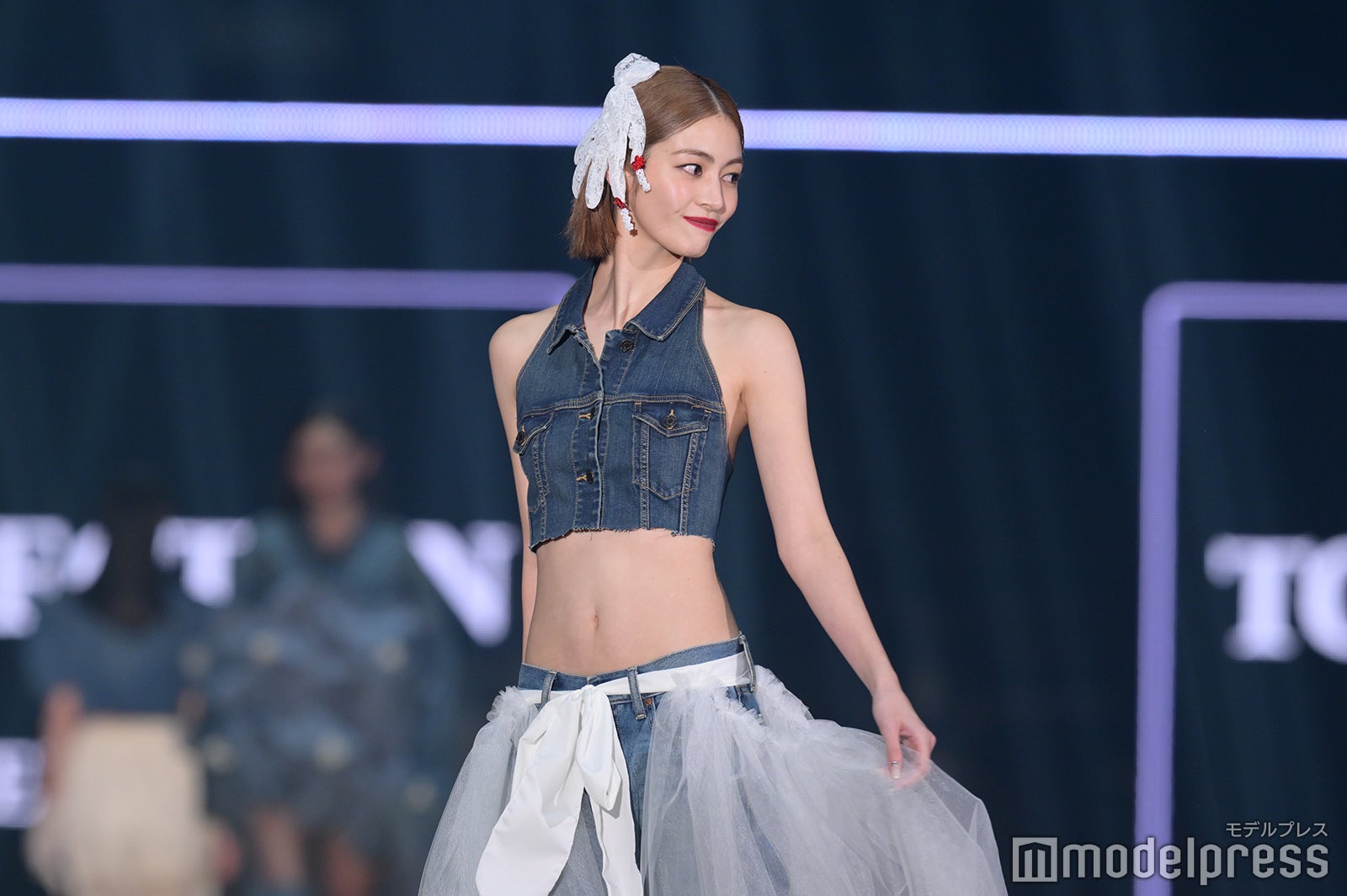 （C）モデルプレス