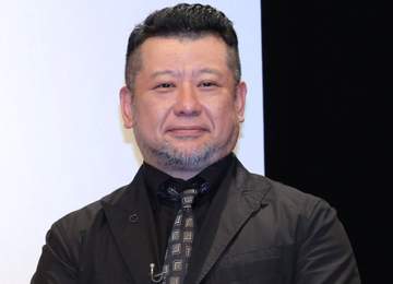 ケンコバ 新幹線トラブル「暴力か？暴力でケリつけたいのか？」「近くに座んなよ！」からの理不尽展開 乗務員「脅されているとおっしゃっていて…」