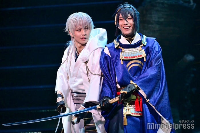 黒羽麻璃央、岡宮来夢(C)モデルプレス