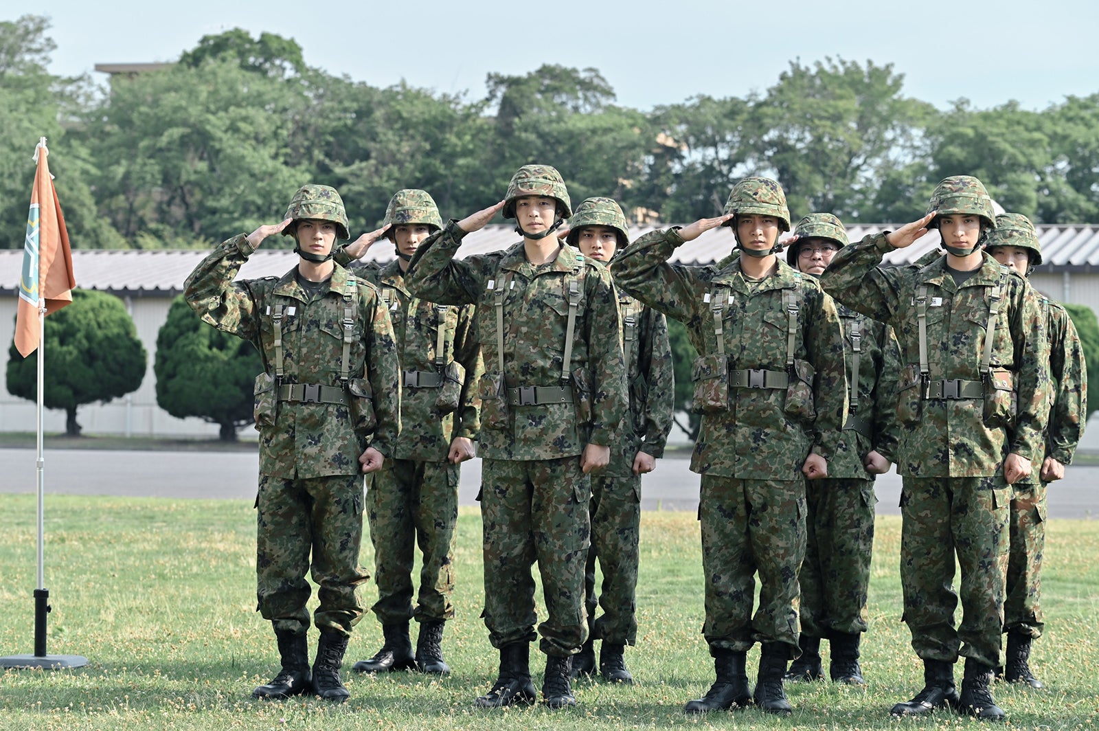 第一班訓練中／「テッパチ！」第4話より（C）フジテレビ