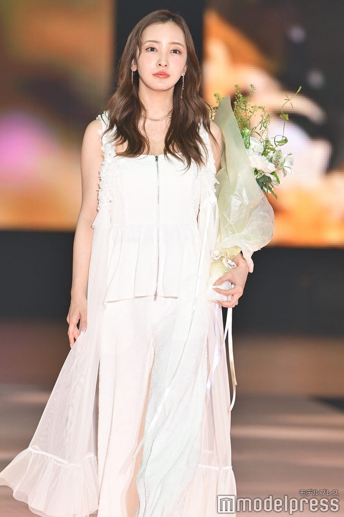 板野友美(C)モデルプレス