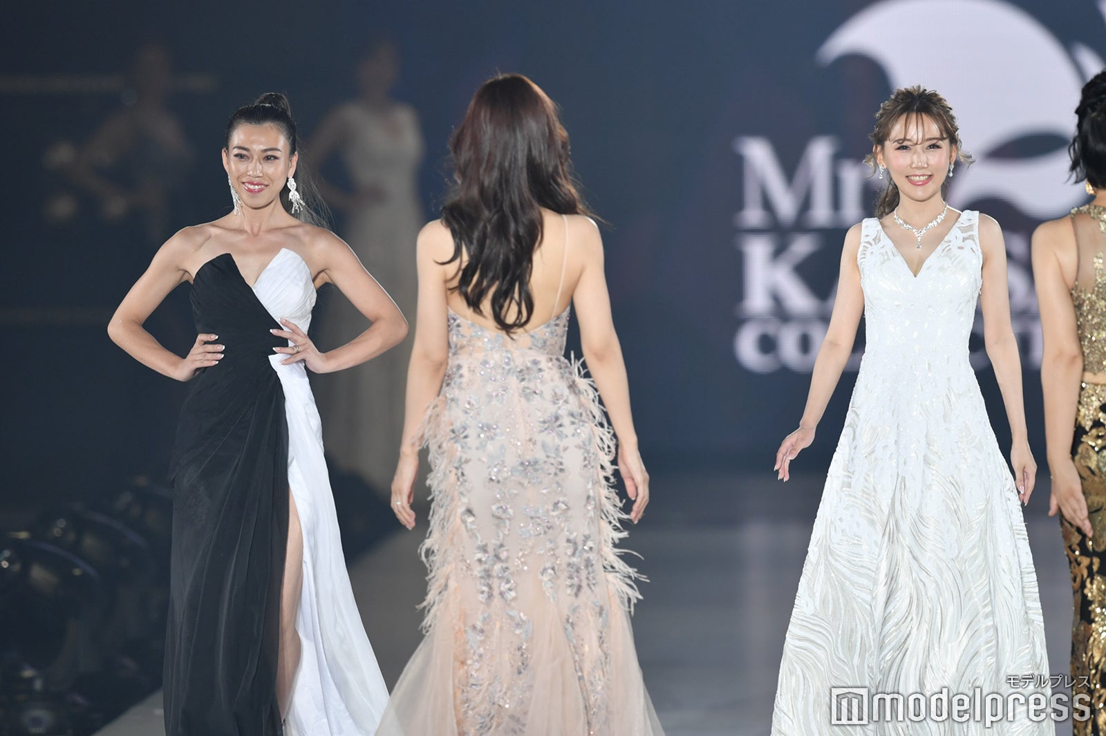 （C）モデルプレス