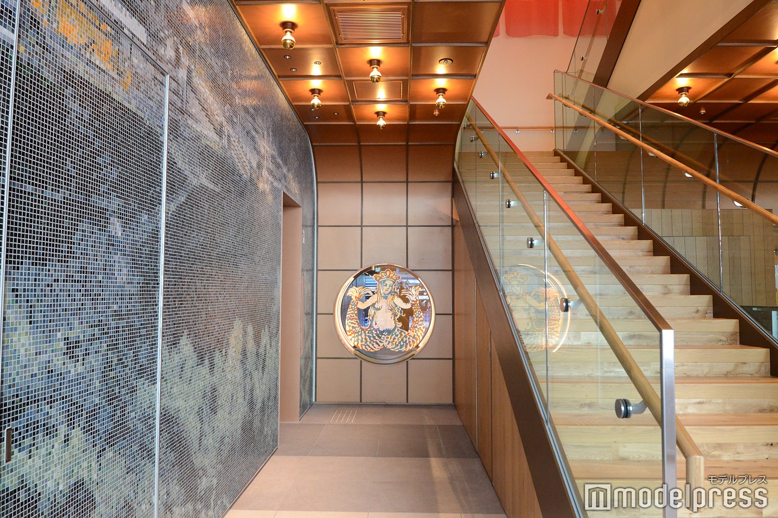 スターバックスコーヒー東急歌舞伎町タワー店（C）モデルプレス