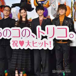 （左から）宮脇亮監督、新木優子、吉沢亮、Nissy （C）モデルプレス