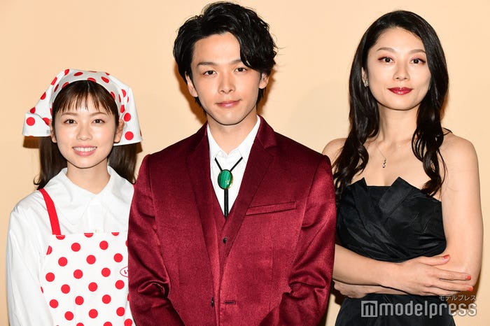 小芝風花、中村倫也、小池栄子 (C)モデルプレス