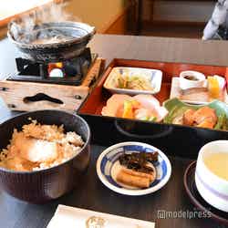 (C)モデルプレス