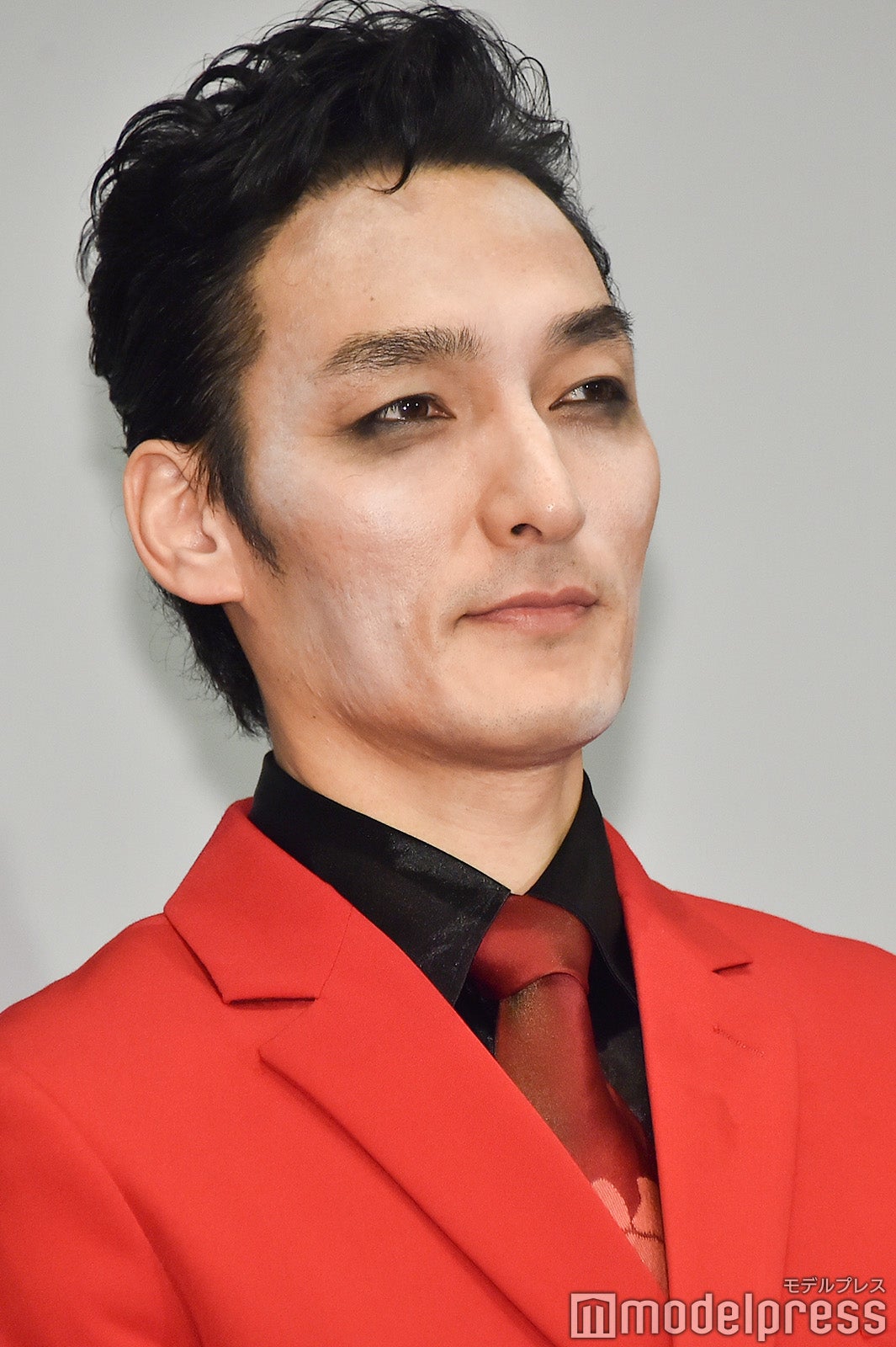 草なぎ剛（C）モデルプレス