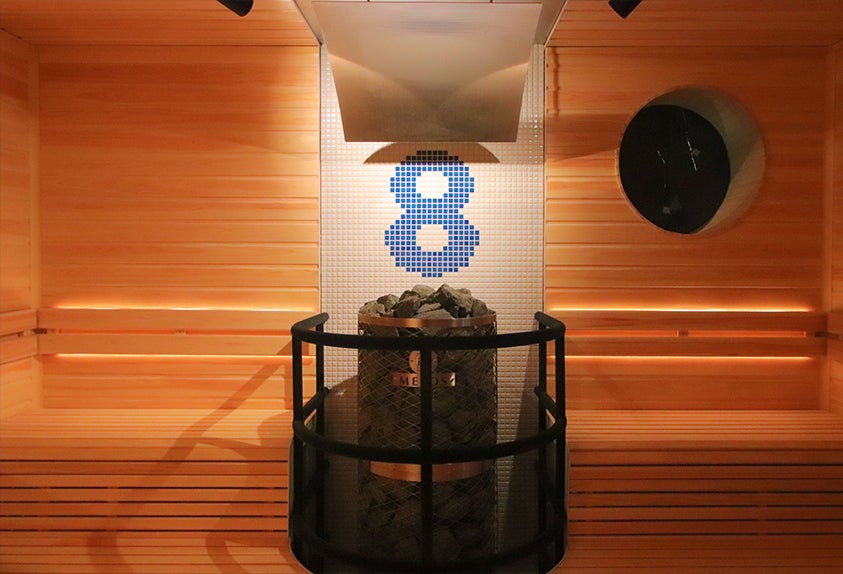 8WATER CAVE swim suits spa／画像提供：DDホールディングス