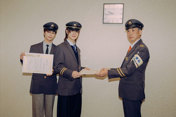 (左)後藤威尊、佐野雄大(C)LAPONE ENTERTAINMENT