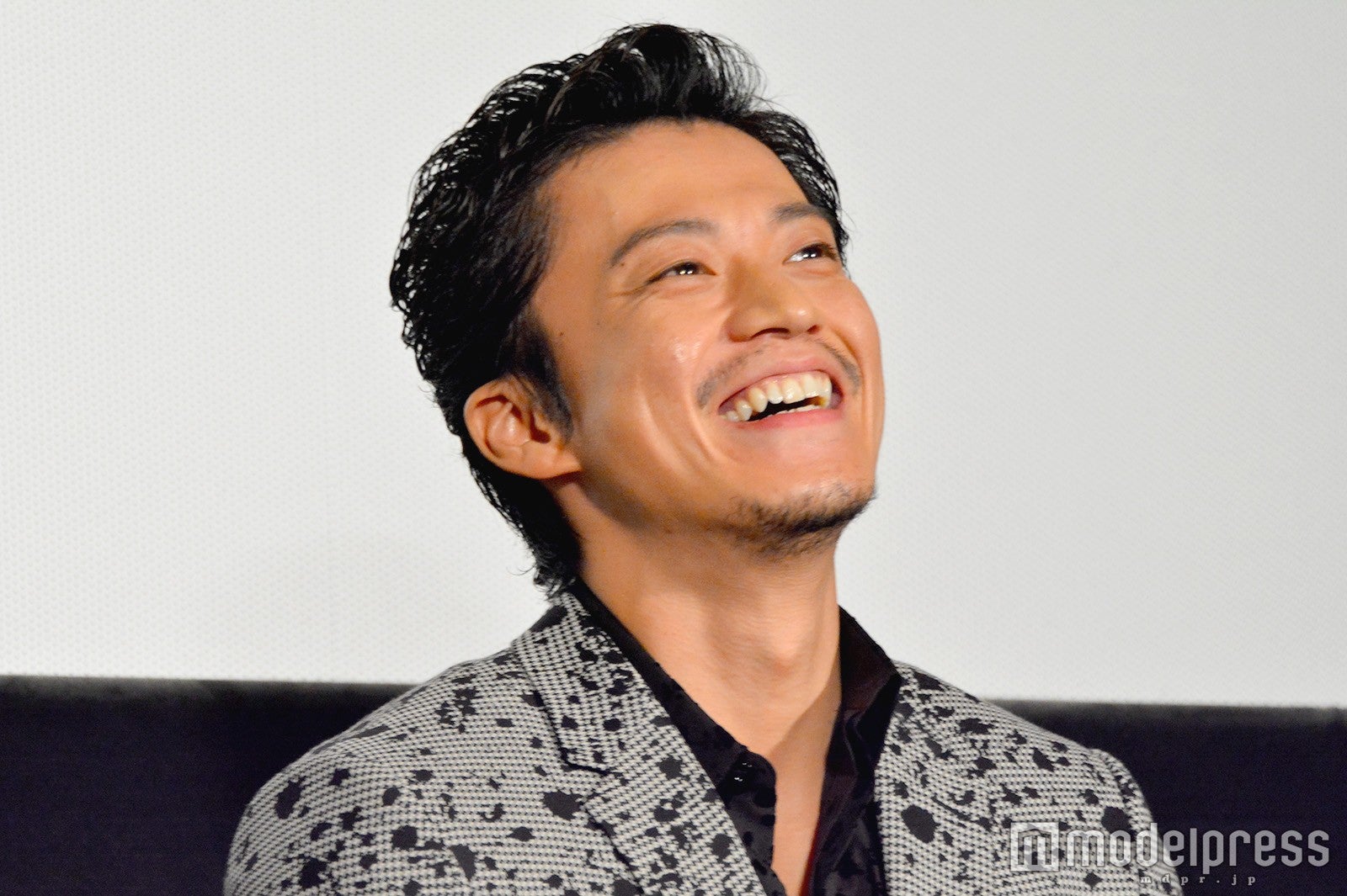 小栗旬 （C）モデルプレス