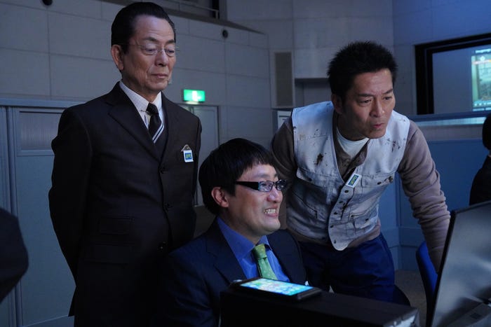 水谷豊、松嶋亮太、寺脇康文「相棒 season23」最終話(C)テレビ朝日