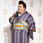 マツコ デラックス 自宅での過ごし方とは 豪快なカルピスの飲み方に一同驚き モデルプレス マツコ デラックス 自宅での過ごし方とは 豪快なカルピスの飲み方に一同驚き モデルプレス