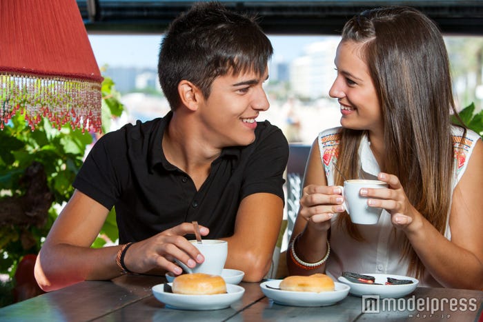 好きな人のことは見たくなるもの(Photo by karelnoppe/Fotolia)