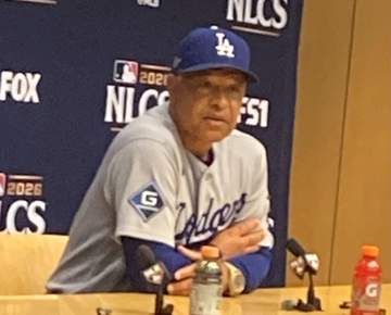 なぜ佐々木朗希を1回降板？中7日登板で翌日は移動日…ロバーツ監督が説明「6イニング以上をどうカバーするかを考えていた」裏目に出た継投悔やむ