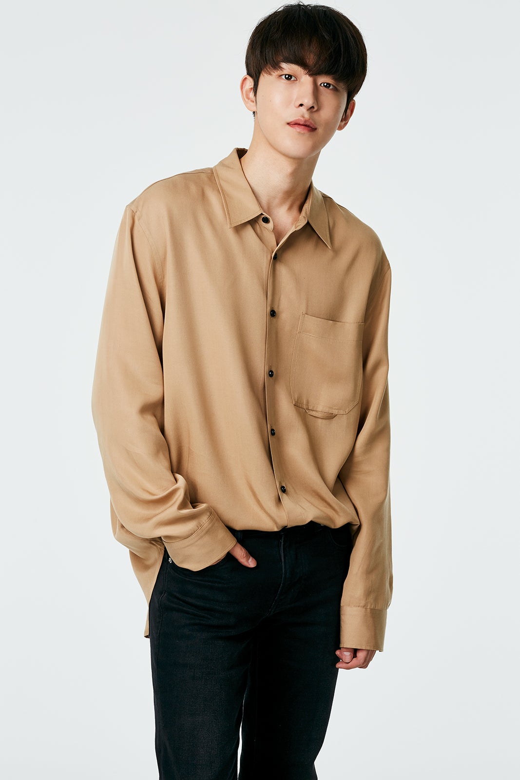 ナム・ジュヒョク（カメラマン：榎本洋輔）