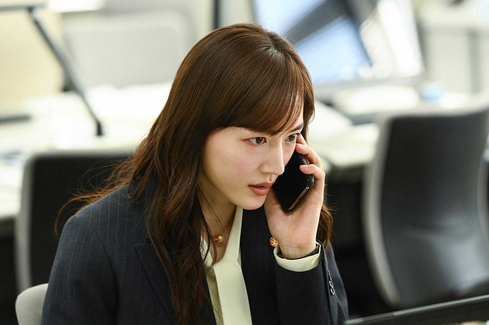 綾瀬はるか「天国と地獄 ～サイコな2人～」第7話より（C）TBS