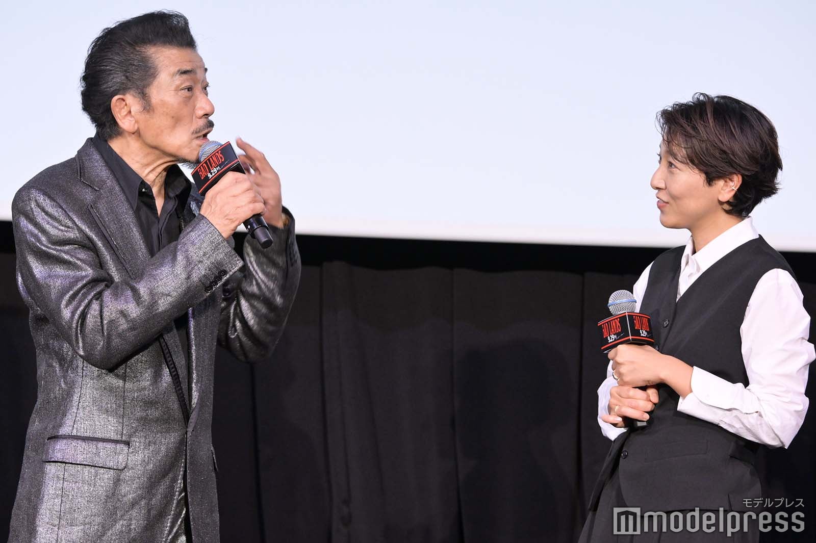 宇崎竜童、安藤サクラ（C）モデルプレス