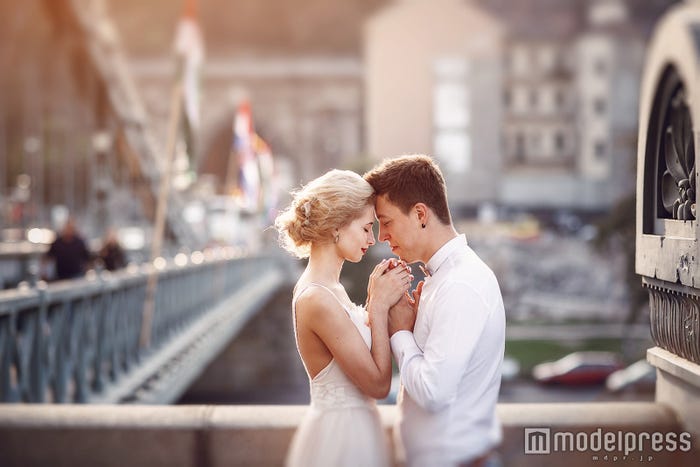 同じ未来を見つめていけるように…(photo by prostooleh/Fotolia)