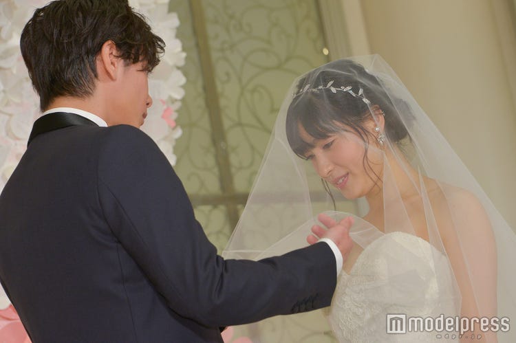 画像9 34 佐藤健 土屋太鳳 ウェディング姿で 結婚式 前代未聞だよ こんな花嫁 8年越しの花嫁 奇跡の実話 モデルプレス