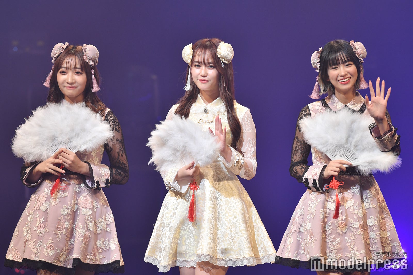 石川翔鈴、西綾乃、金子みゆ（C）モデルプレス