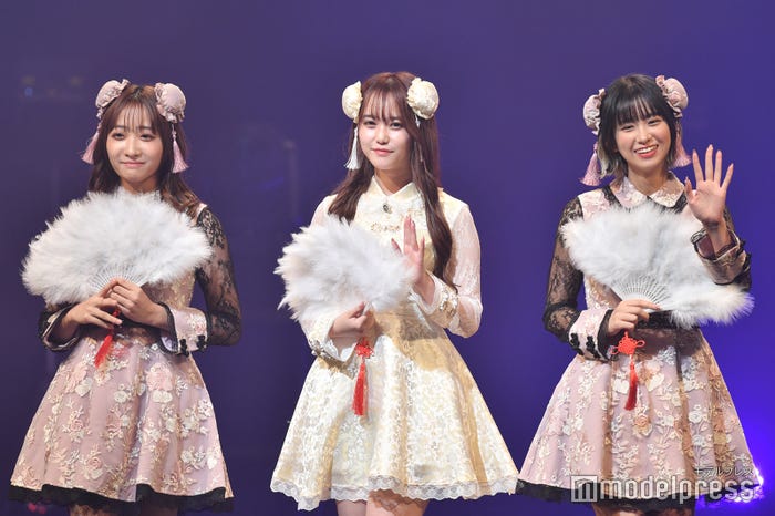 石川翔鈴、西綾乃、金子みゆ(C)モデルプレス