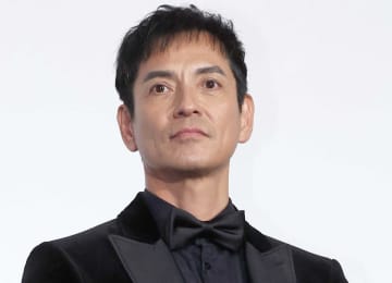 「あれ作戦だよな」「性格悪いw」【ロイヤルファミリー】最終回 有馬2頭出し椎名（沢村一樹）ビッグホープ出遅れ→わざと策略説 もう1頭で強引ハイペース→息子の3冠馬を疲弊させたか「椎名社長すげえ」