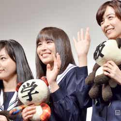 左から川口春奈、広瀬アリス、山本美月