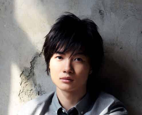 神木隆之介、新ドラマ「やけに弁の立つ弁護士が学校でほえる」主演で“初挑戦”<本人コメント>