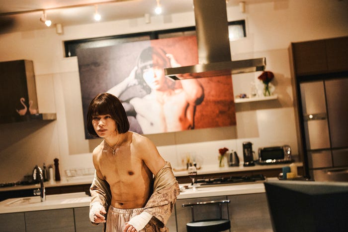 上田竜也(C)2026「TOKYO BURST」フィルムパートナーズ