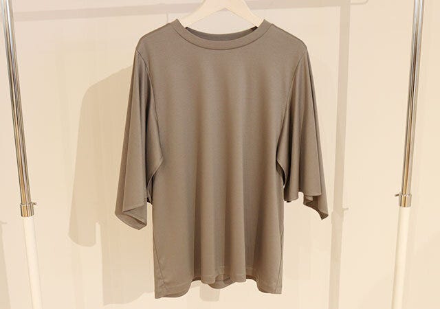 ハンカチスリーブTシャツ　PLST