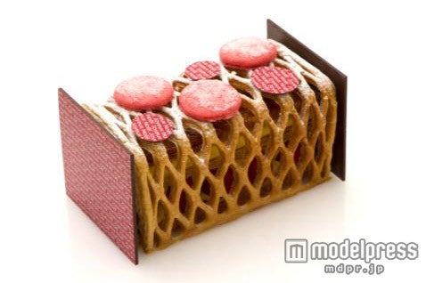 「パティスリー・サダハル・アオキ・パリ ミルフォイユ ドゥ ノエル」7,350円