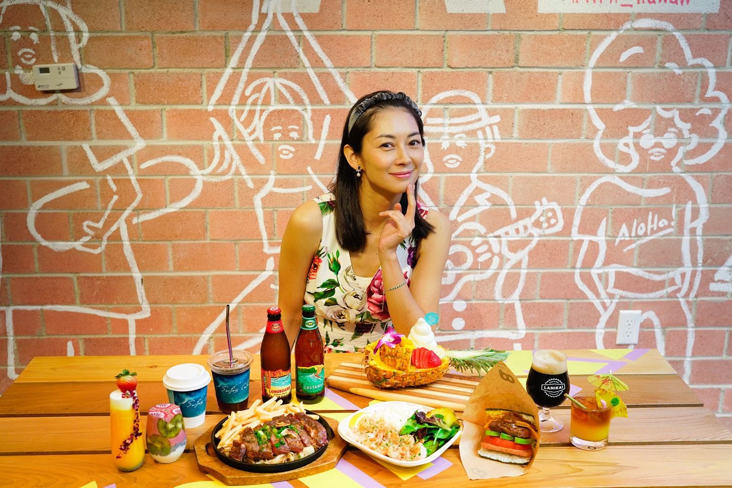 ハワイに新グルメ名所「ワイキキフードホール」伊東美咲がアンバサダー就任