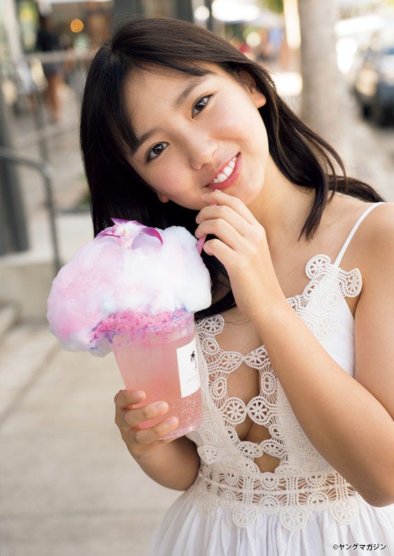 沢口愛華(C)LUCKMAN /ヤングマガジン