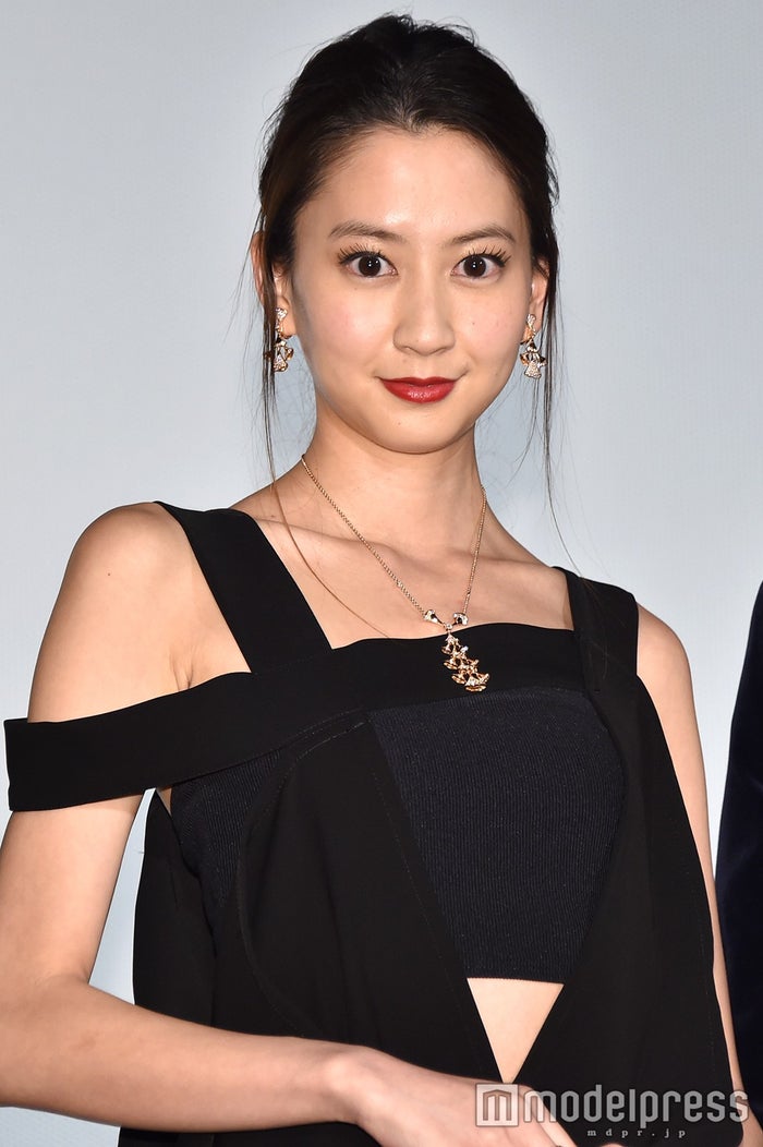 河北麻友子 お腹チラ見せスタイルで魅了 意気込み語る オリンピックが来ますので モデルプレス 河北麻友子 お腹チラ見せスタイルで魅了 意気込み語る オリンピックが来ますので モデルプレス