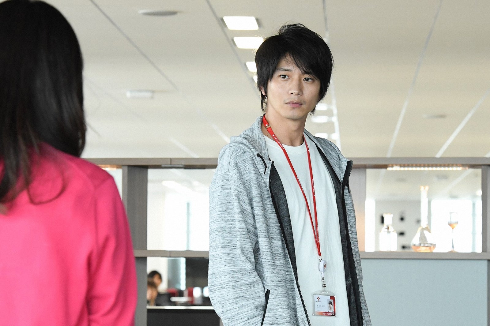 向井理／「わたし、定時で帰ります。」第8話より（C）TBS