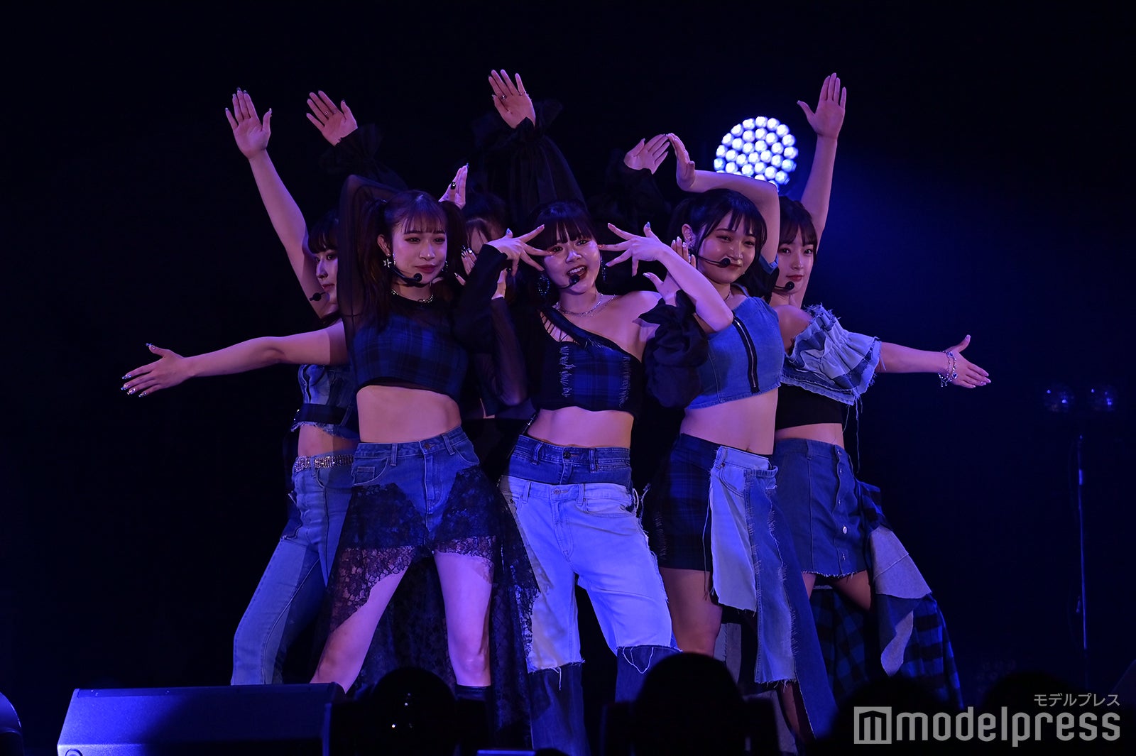 REVE （C）モデルプレス