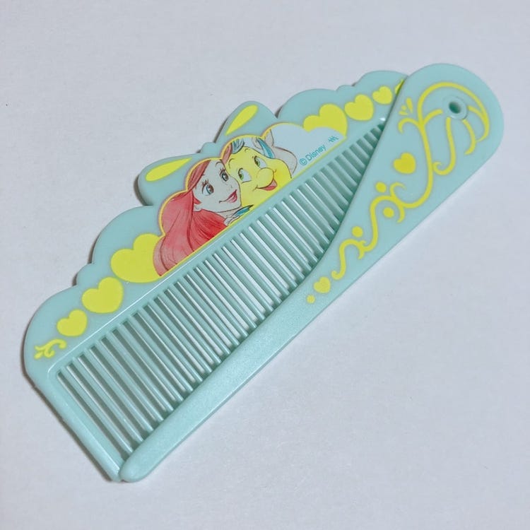 セリア ディズニープリンセスの折りたたみコームがかわいくて優秀 モデルプレス セリア ディズニープリンセスの折りたたみコームがかわいくて優秀 モデルプレス