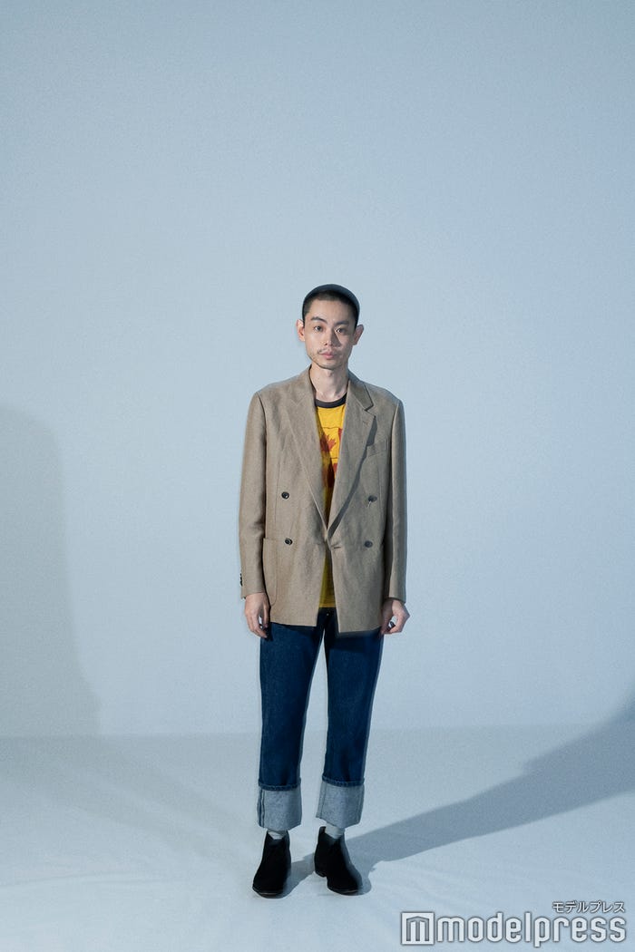 菅田将暉/PHOTO:赤英路、ヘアメイク:AZUMA(M-rep by MONDO-artist)、スタイリスト:猪塚慶太(C)モデルプレス