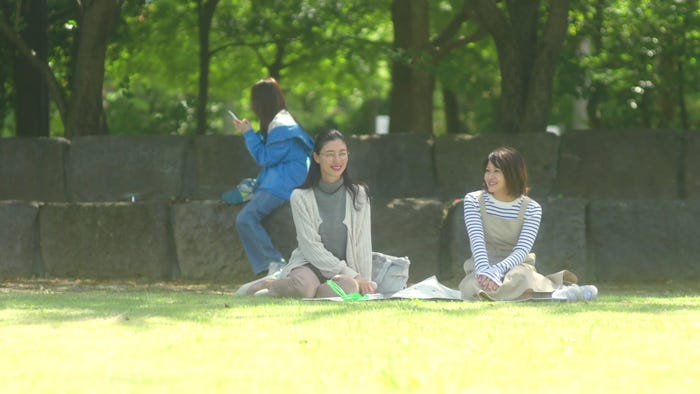 柳ゆり菜、橋本マナミ、佐津川愛美/「夫婦円満レシピ~それでも夫を愛している~」第6話より(C)「夫婦円満レシピ~交換しない?一晩だけ~」製作委員会