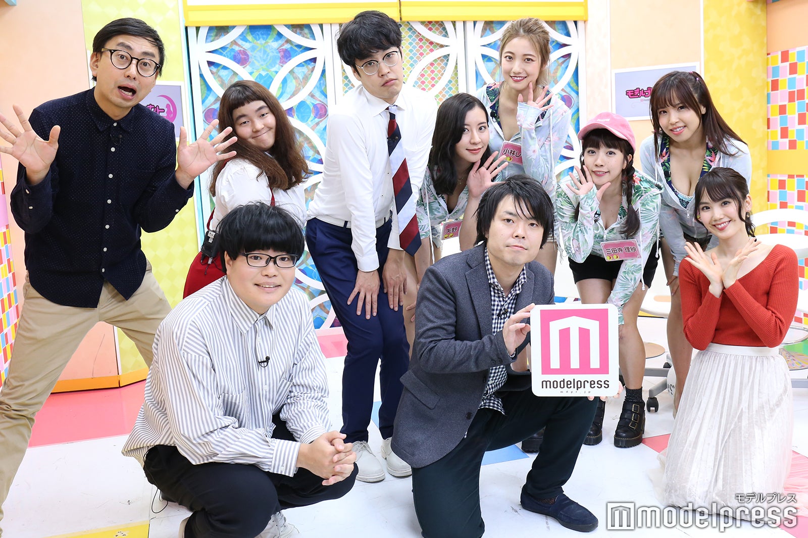 （前列左から）関町知弘、田所仁、妹田佳奈子（後列左から） おいでやす小田、はら、川瀬名人、矢野冬子、小林レイミ、三田寺理紗、白川未奈（C）モデルプレス
