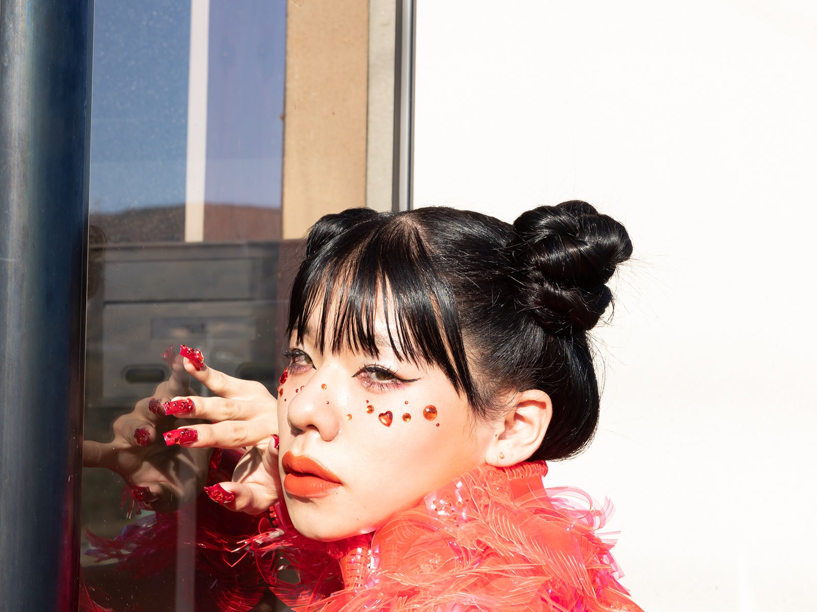 ウチら3姉妹・とうあ、初フォトブック決定 20ビジュアルをオールセルフプロデュース＜何者＞