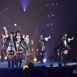 「GirlsAward 2012 AUTUMN／WINTER」に出演したAKB48