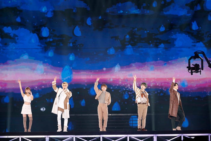 AAA(画像提供:avex)