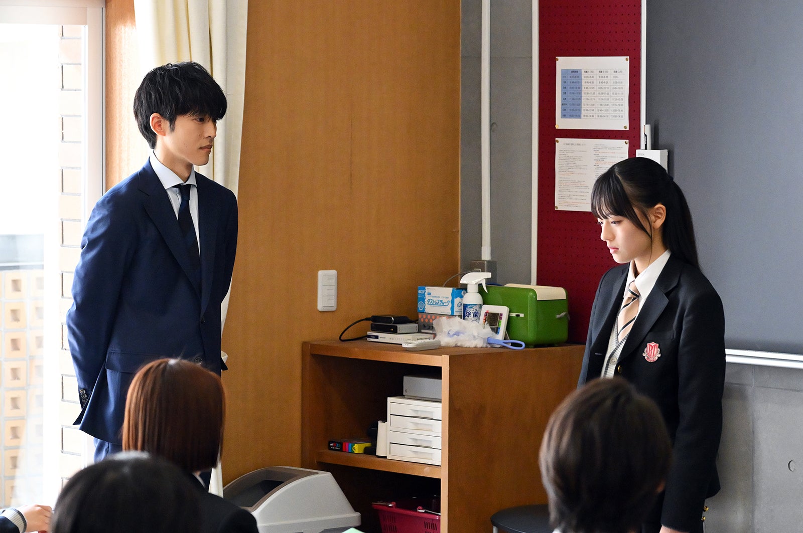 松坂桃李、上坂樹里「御上先生」第3話（C）TBS