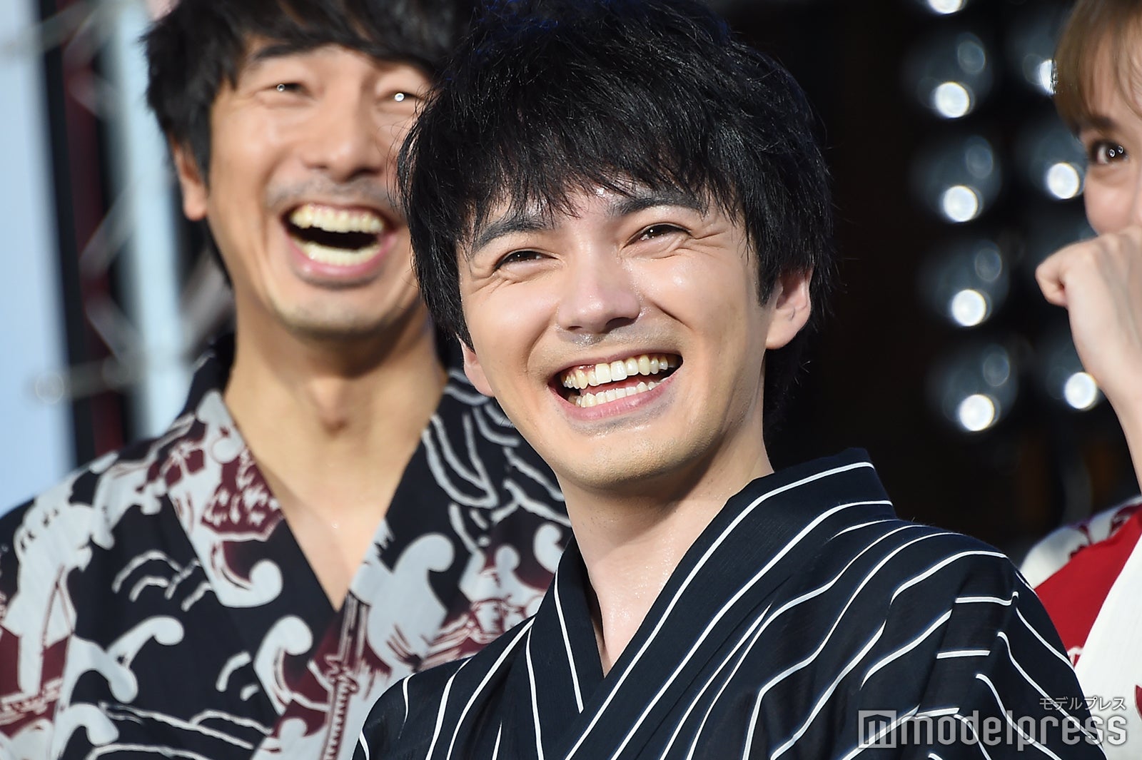 笑顔全開の林遣都（C）モデルプレス