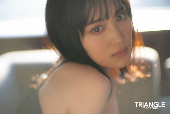 「TRIANGLE magazine 01」山下美月、楽天限定特典ポストカード(講談社)撮影/中村和孝