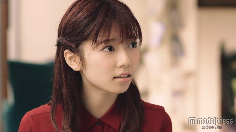 新CM「バイトAKB ぱるる選抜募集告知篇」より／CMカット