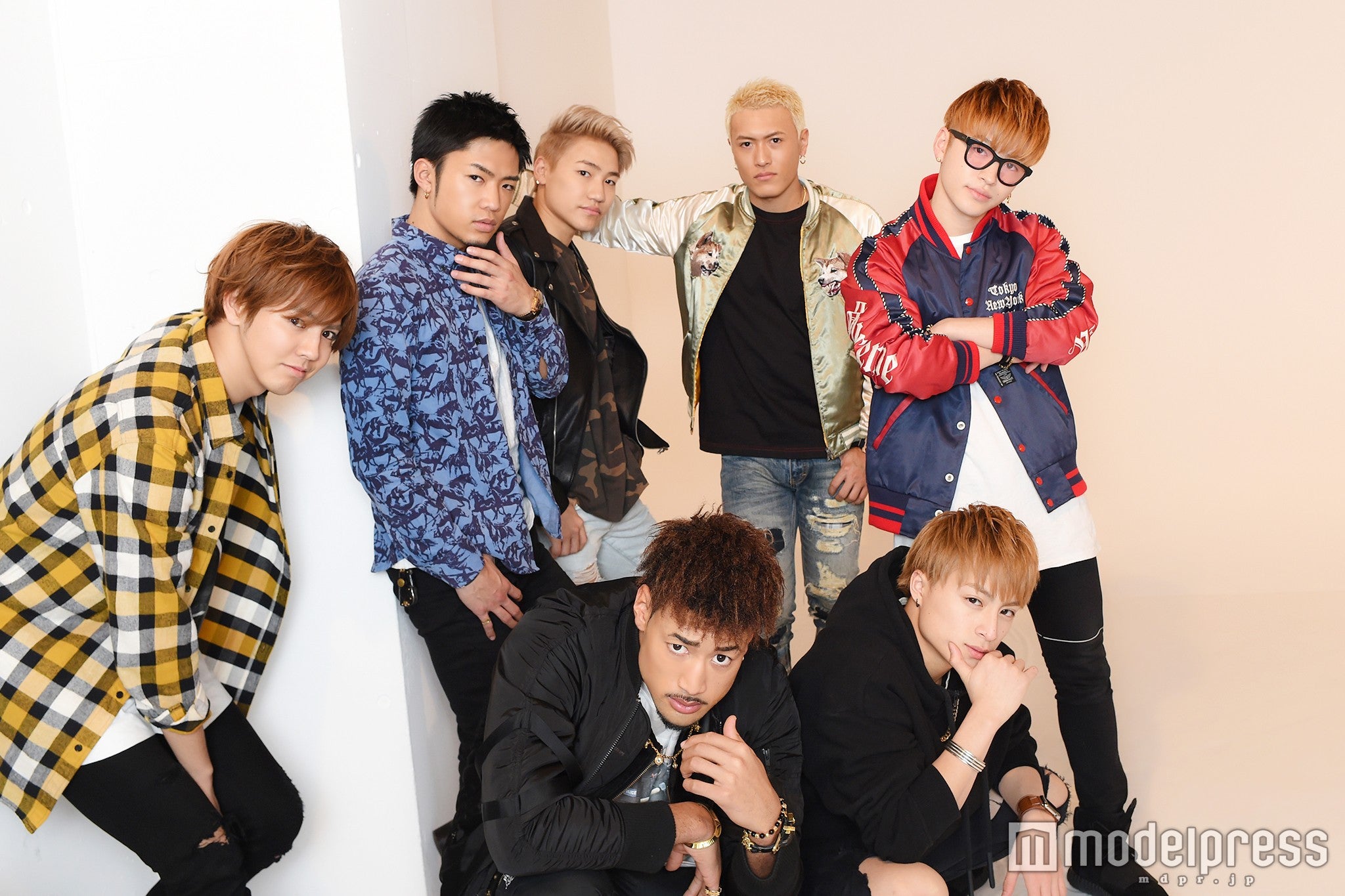 GENERATIONS from EXILE TRIBE（前列左から）片寄涼太、関口メンディー、白濱亜嵐（後列左から）数原龍友、小森隼、中務裕太、佐野玲於（C）モデルプレス