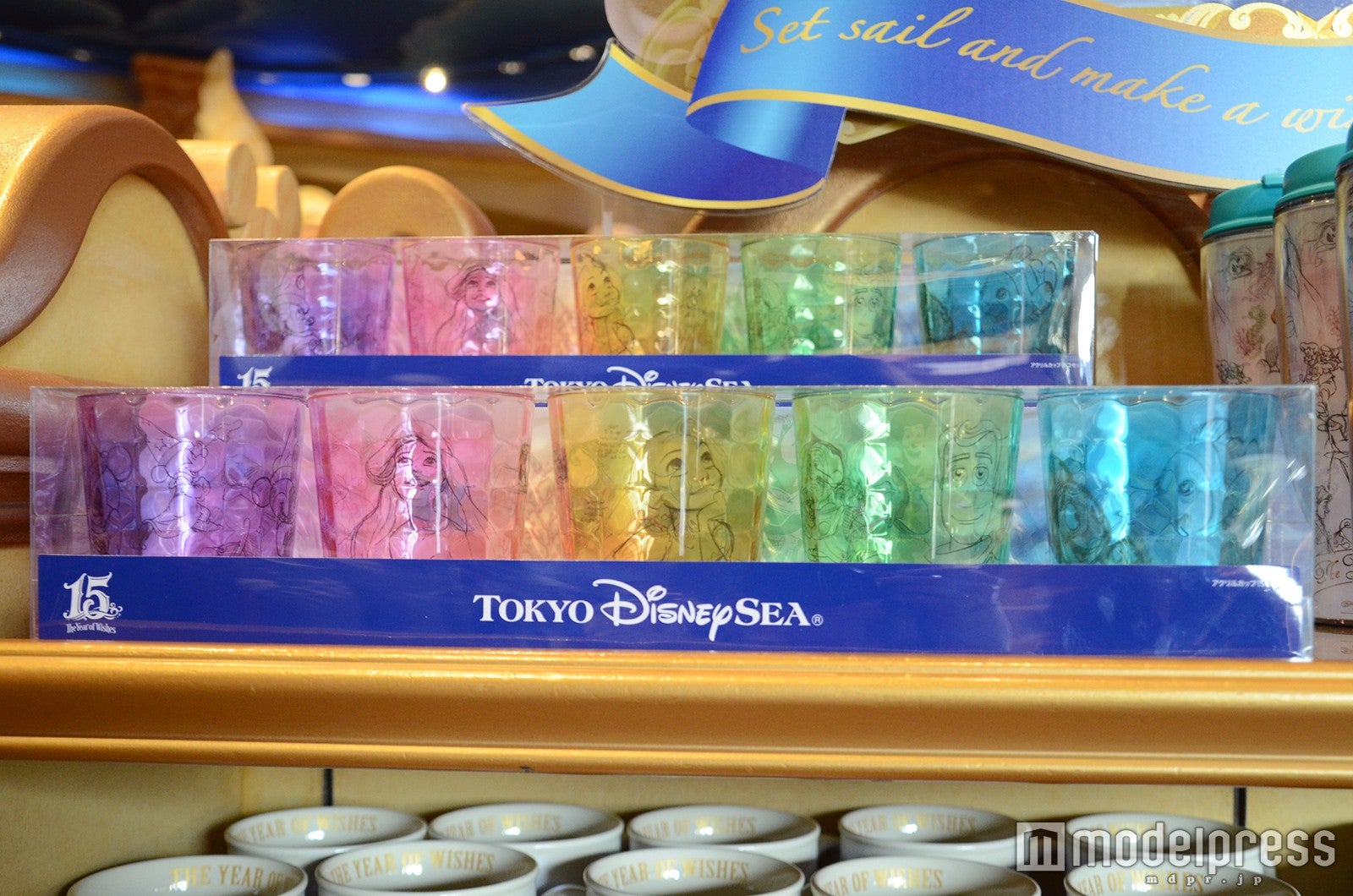 アクリルカップセット￥3000（C）モデルプレス