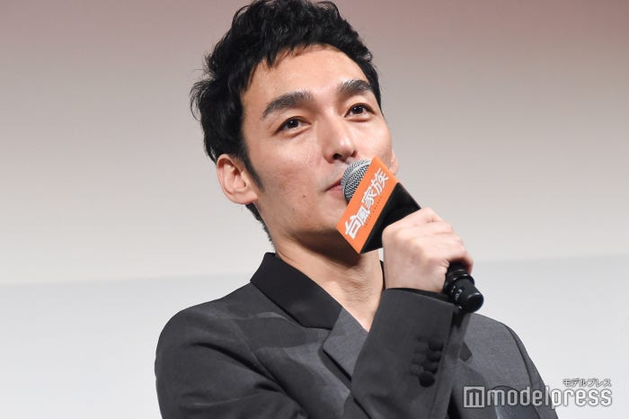 草なぎ剛 (C)モデルプレス